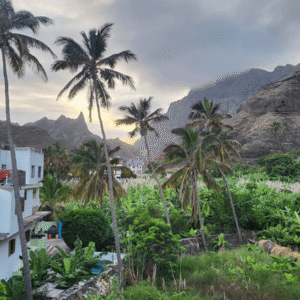 Cabo Verde: Entre o Verde de Santo Antão e a Alma do Mindelo